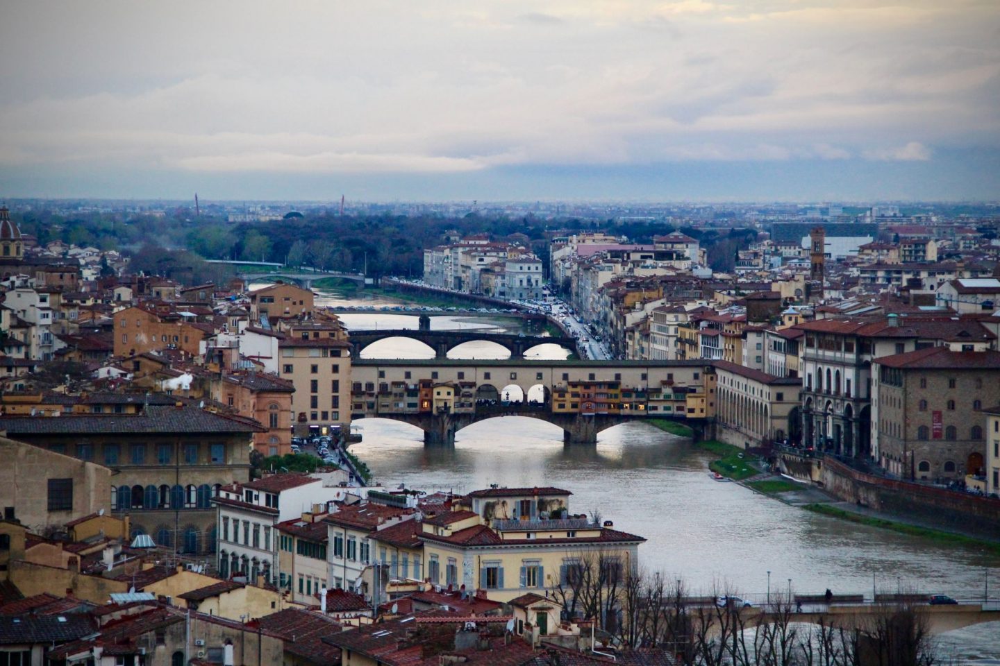 Ponte Vecchio... What to do in Florence ... The Spectacular Adventurer