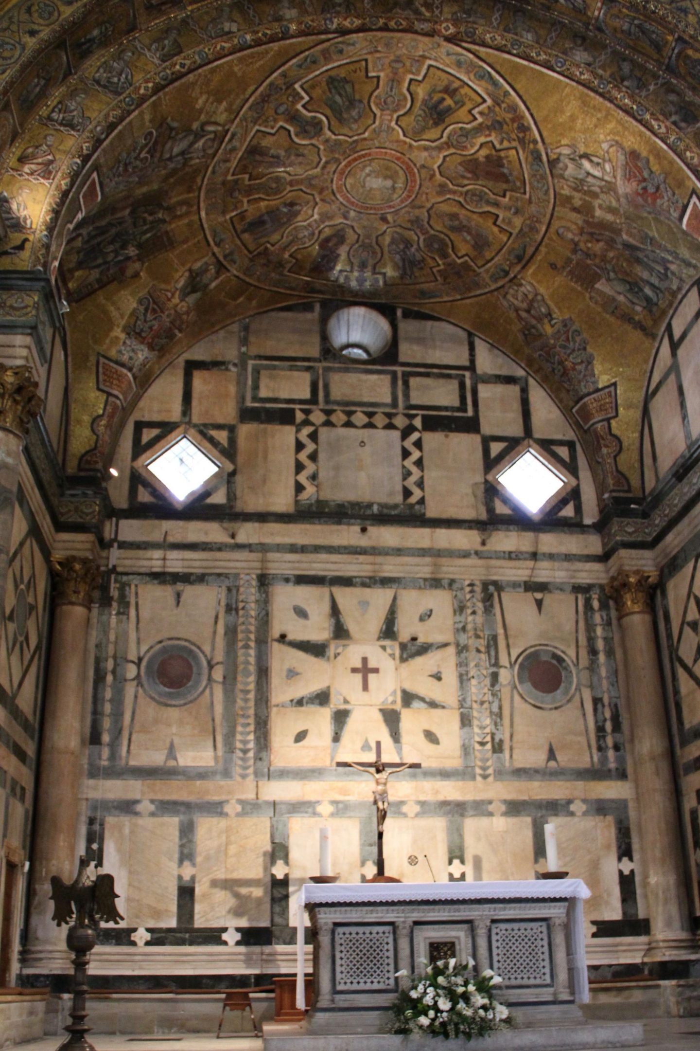 The Duomo Baptistery... 24 Hours in Florence ... The Spectacular Adventurer