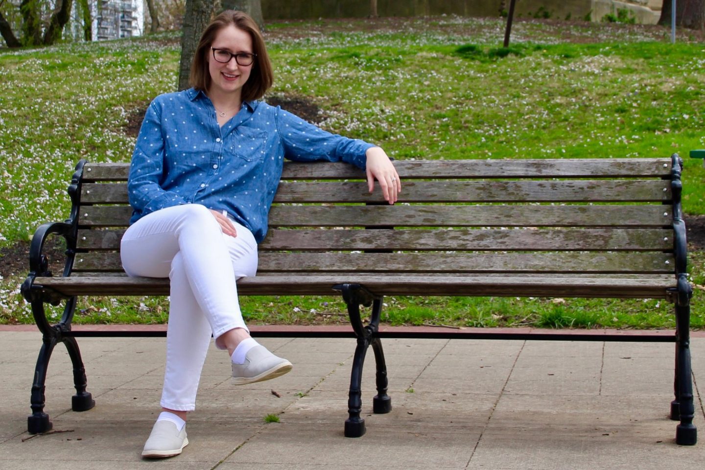 Fresh Spring Style ... Rails Ingrid Shirt with White Joe's Jeans ... The Spectacular Adventurer