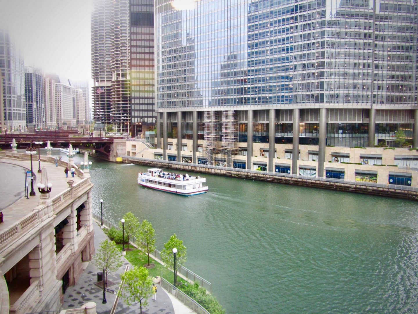 Wendellas Architecture Boat Tour ... 3-day Chicago Itinerary ... The Spectacular Adventurer