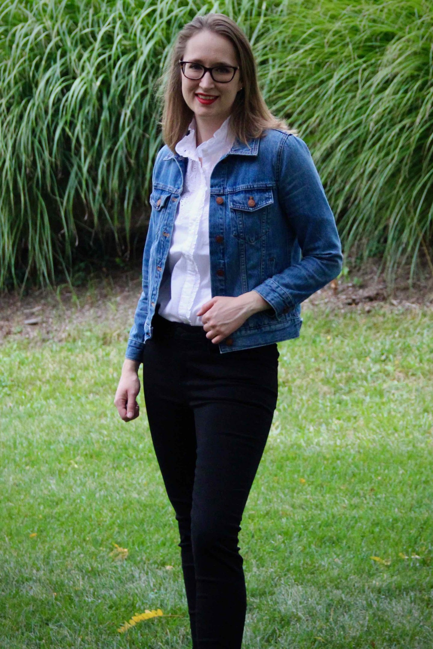 Fall Jean Jacket Style | The Spectacular Adventurer