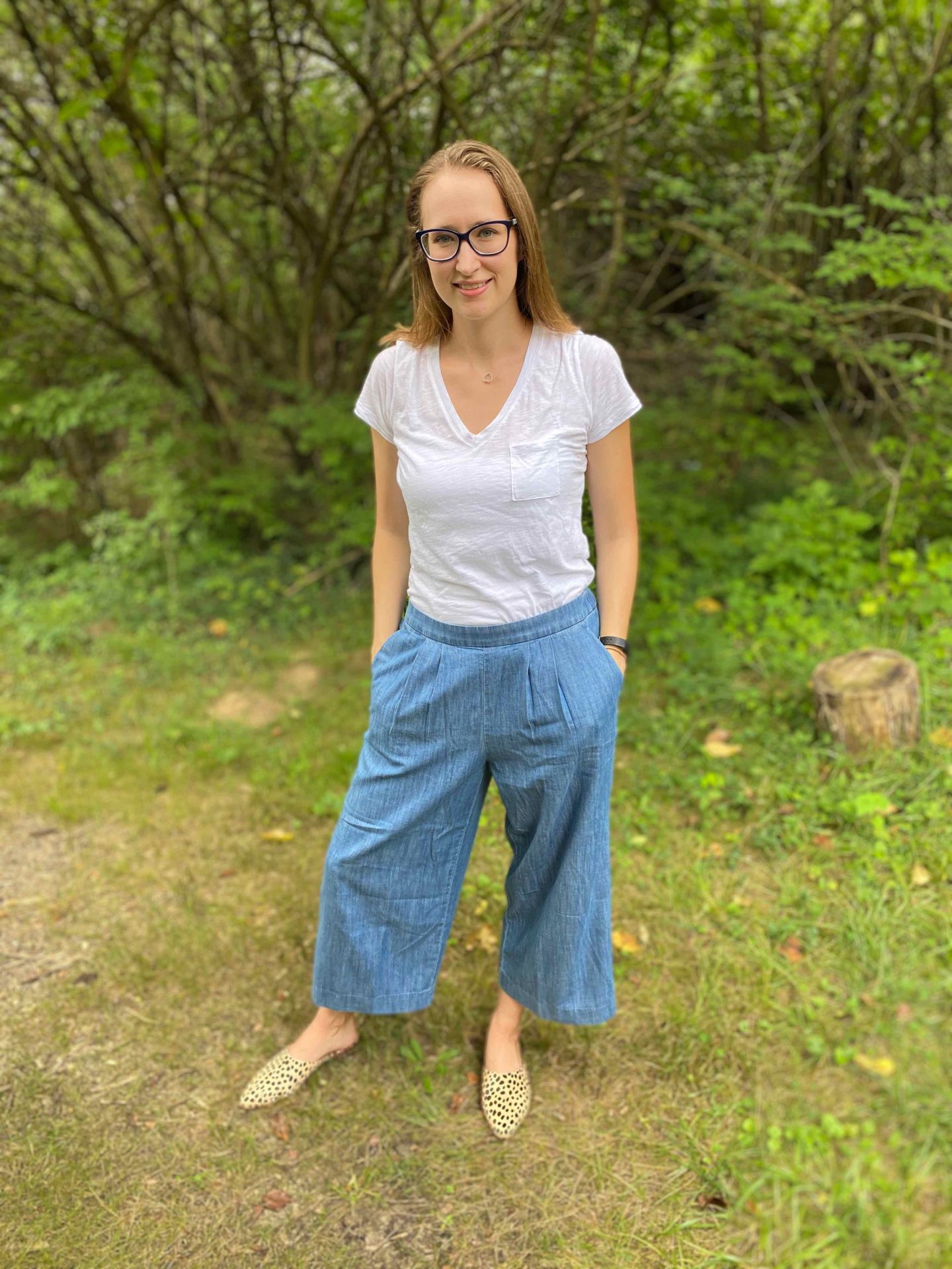 Wide Leg Pant Casual Outfit Idea | The Spectacular Adventurer